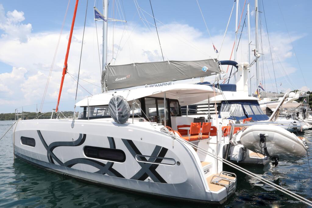 Catamaran 