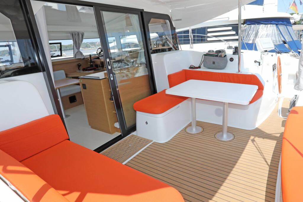 Catamaran 