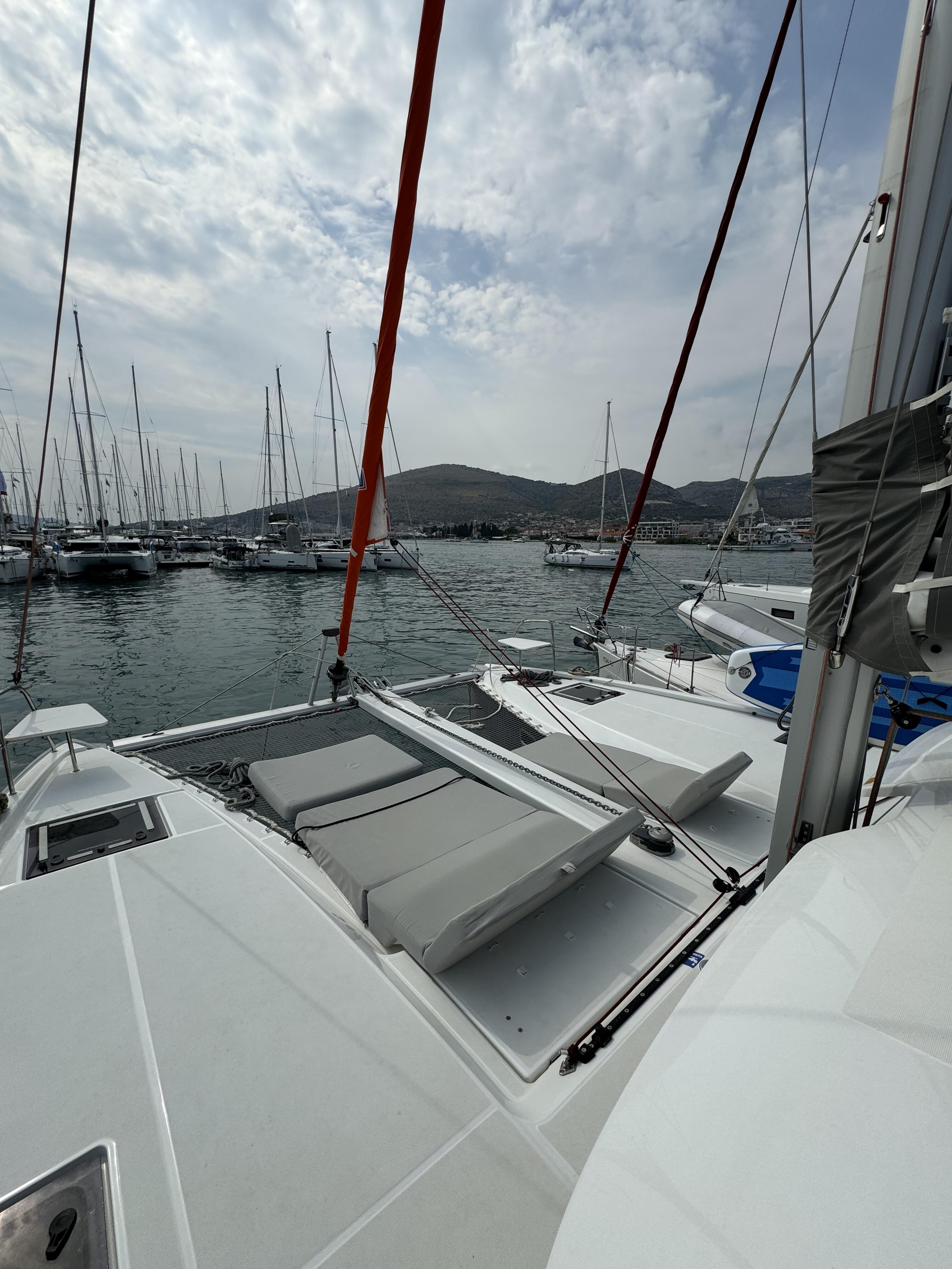 Catamaran 