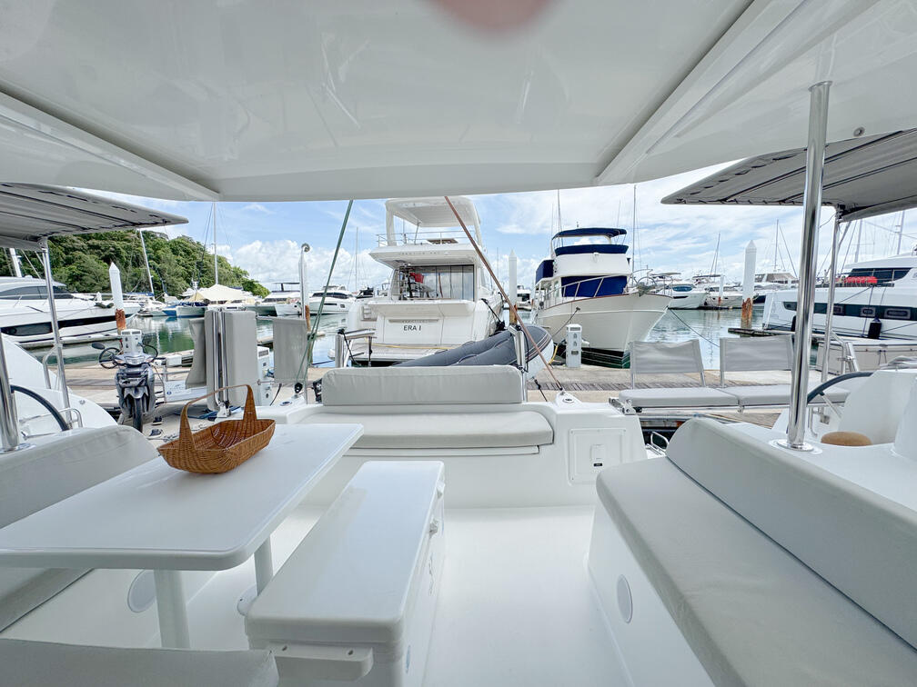 Catamaran 