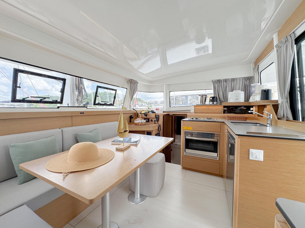 Catamaran 
