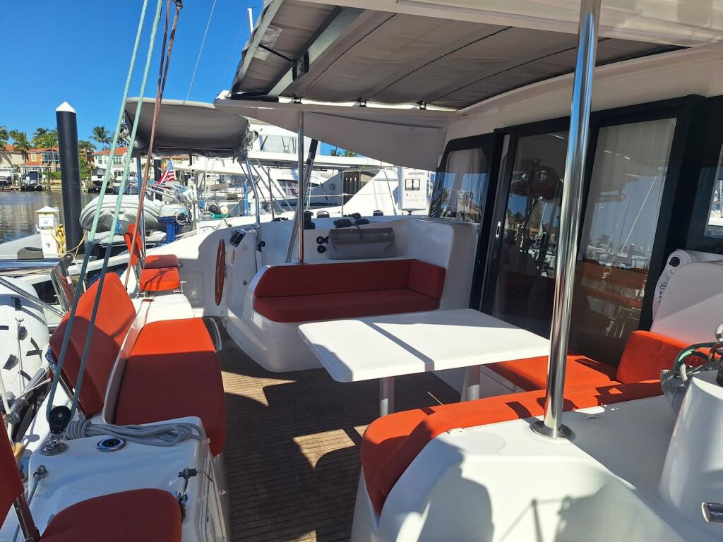 Catamaran 