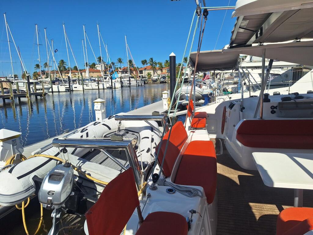 Catamaran 