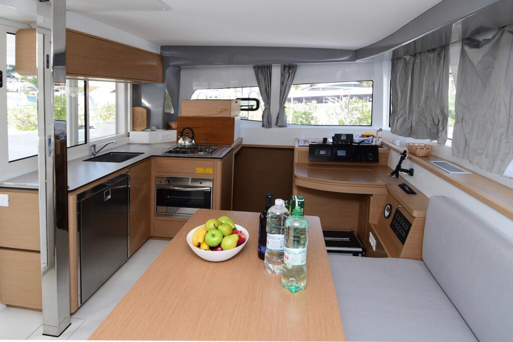 Catamaran 