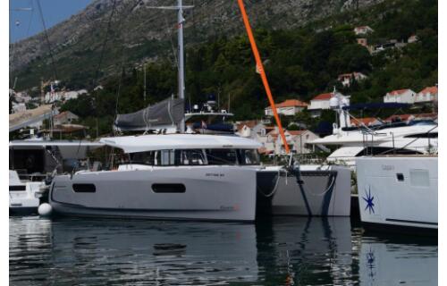 Catamaran 