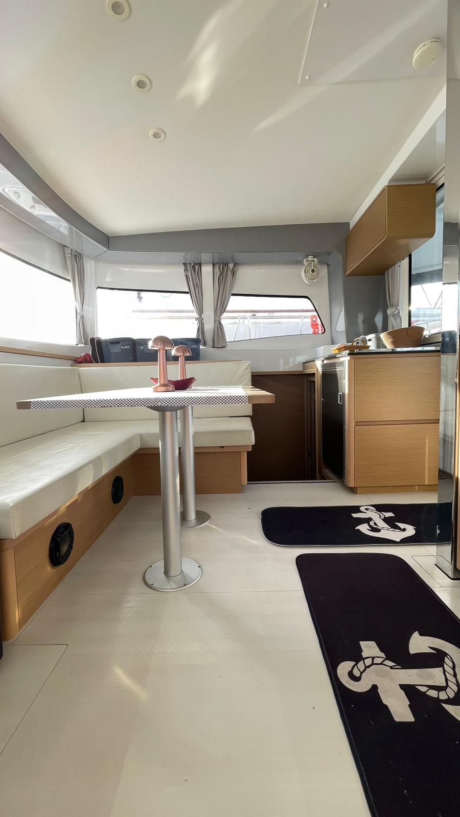 Catamaran 