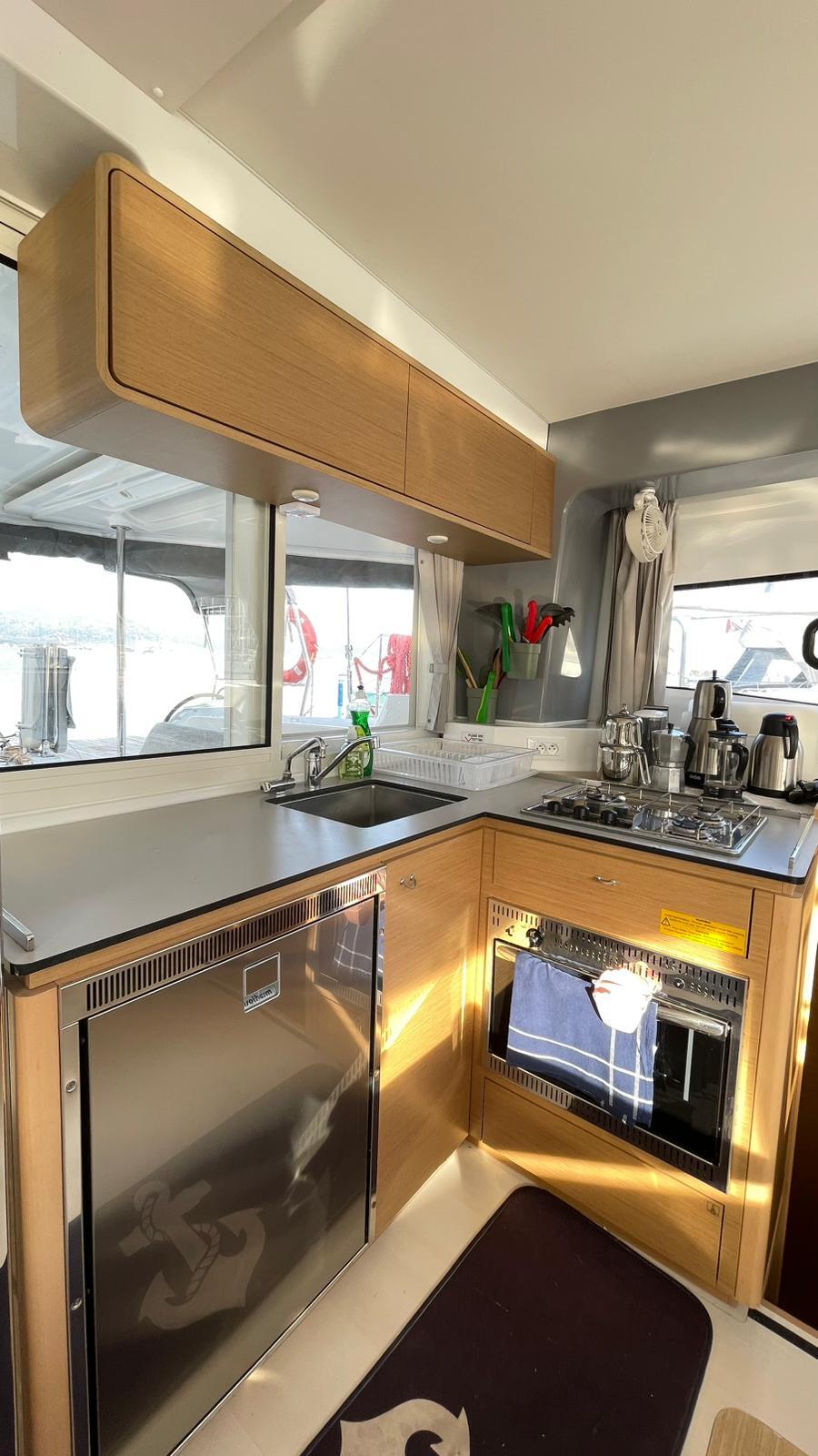 Catamaran 