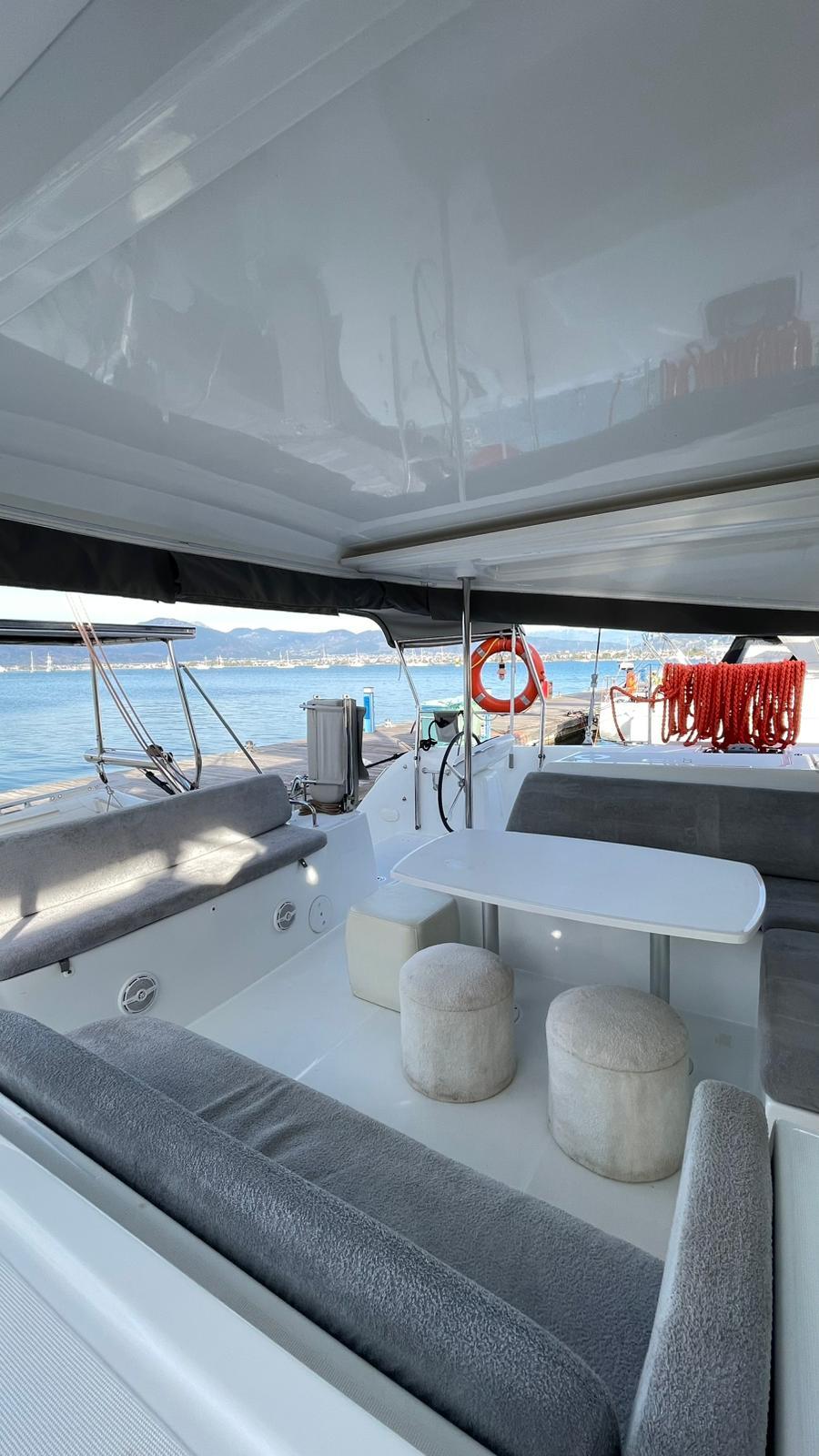 Catamaran 