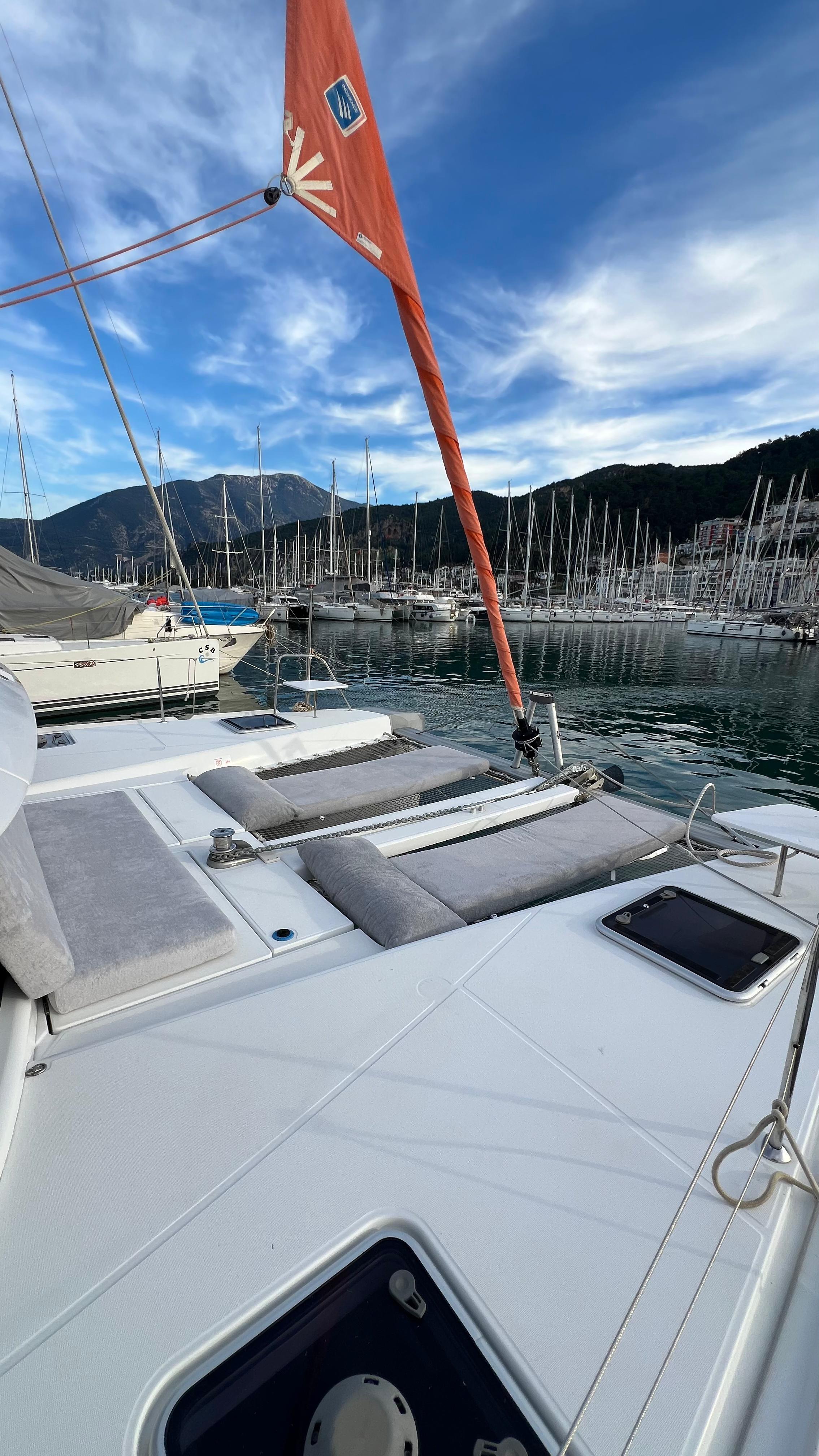 Catamaran 