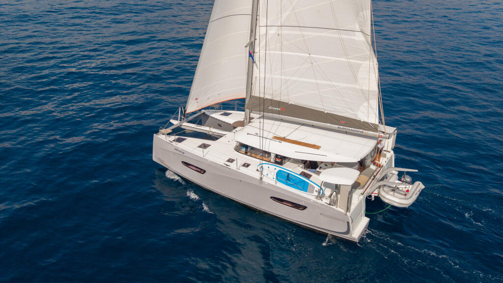 Catamaran 