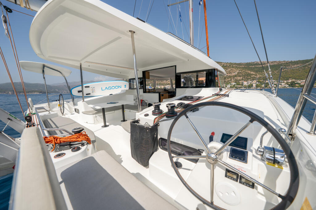 Catamaran 