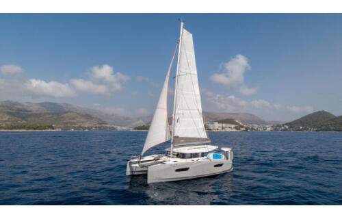 Catamaran 