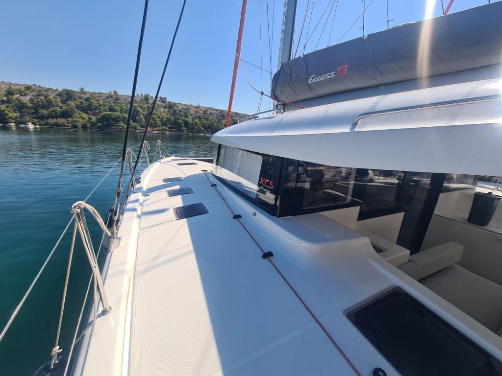 Catamaran 