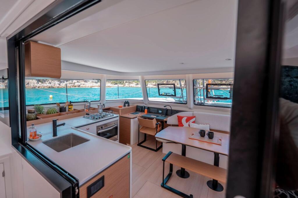 Catamaran 