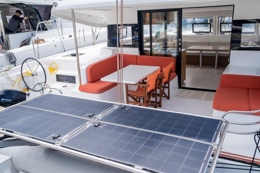 Catamaran 