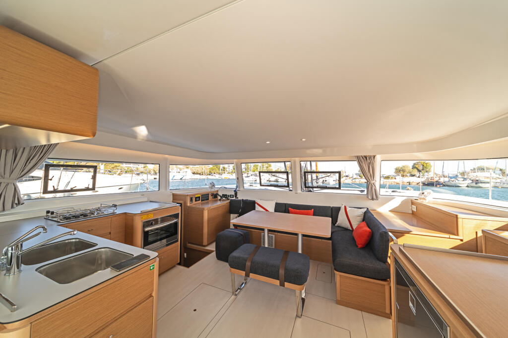 Catamaran 