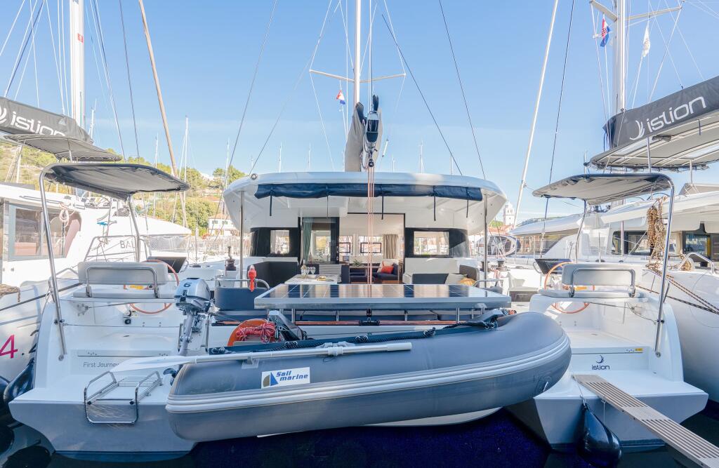 Catamaran 