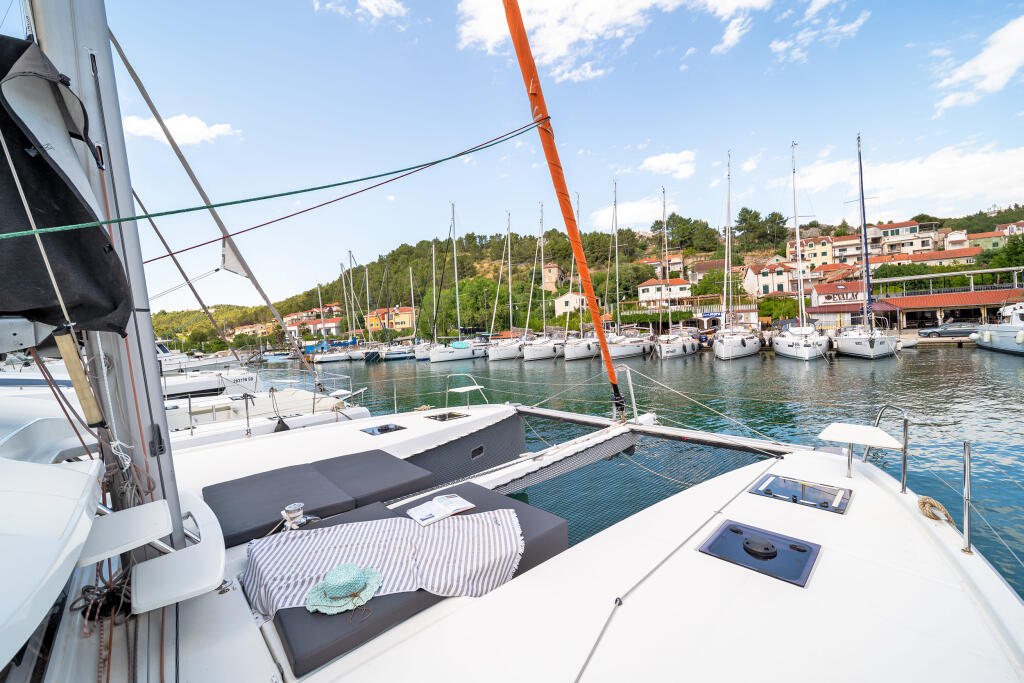 Catamaran 