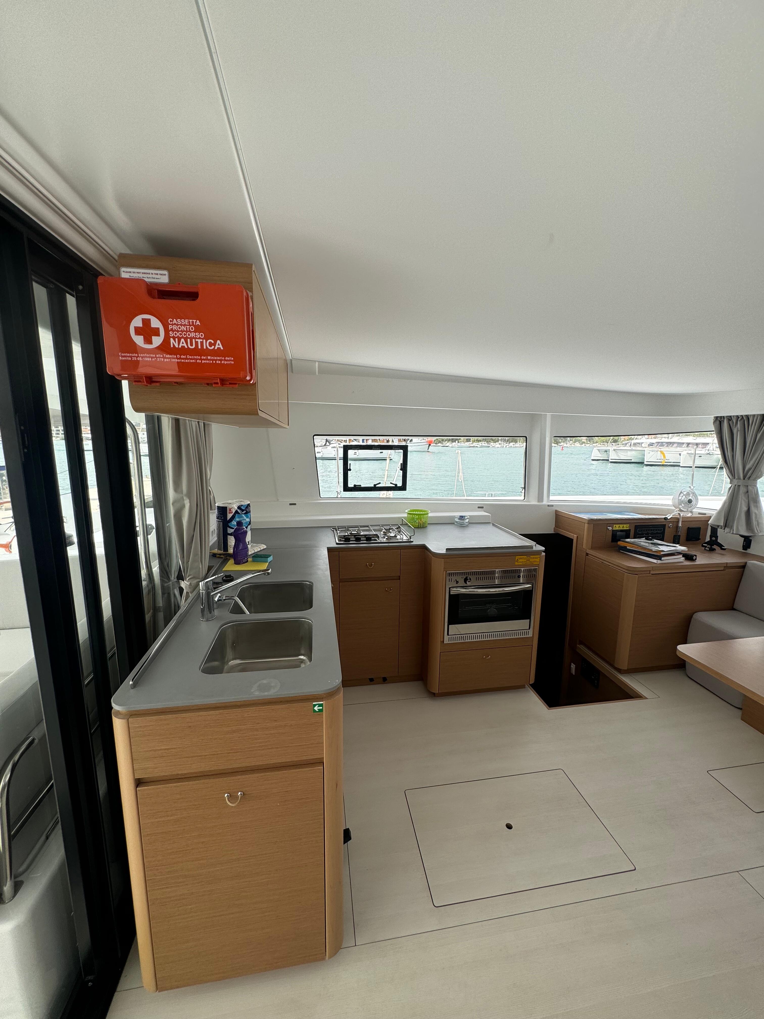 Catamaran 