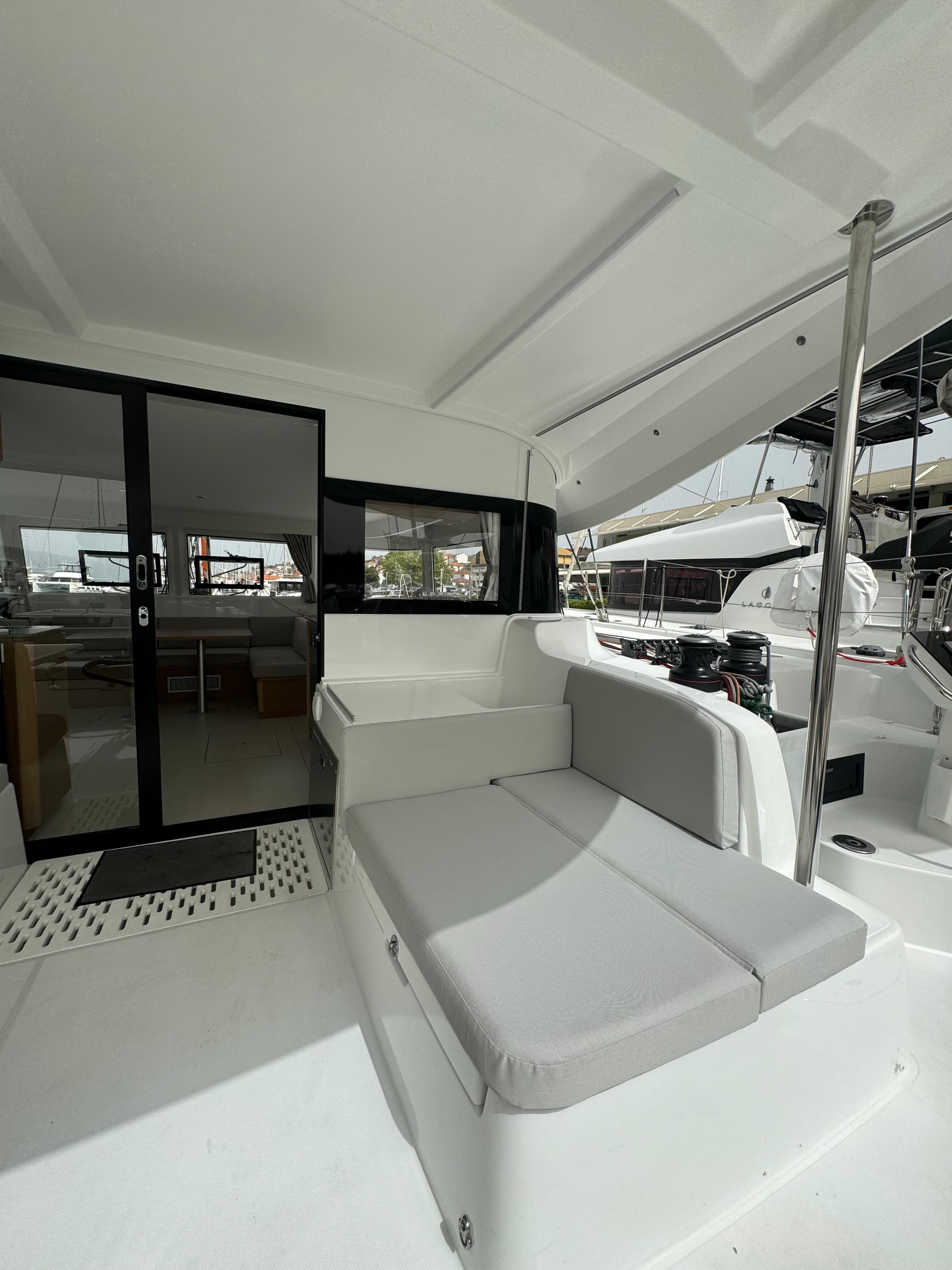 Catamaran 