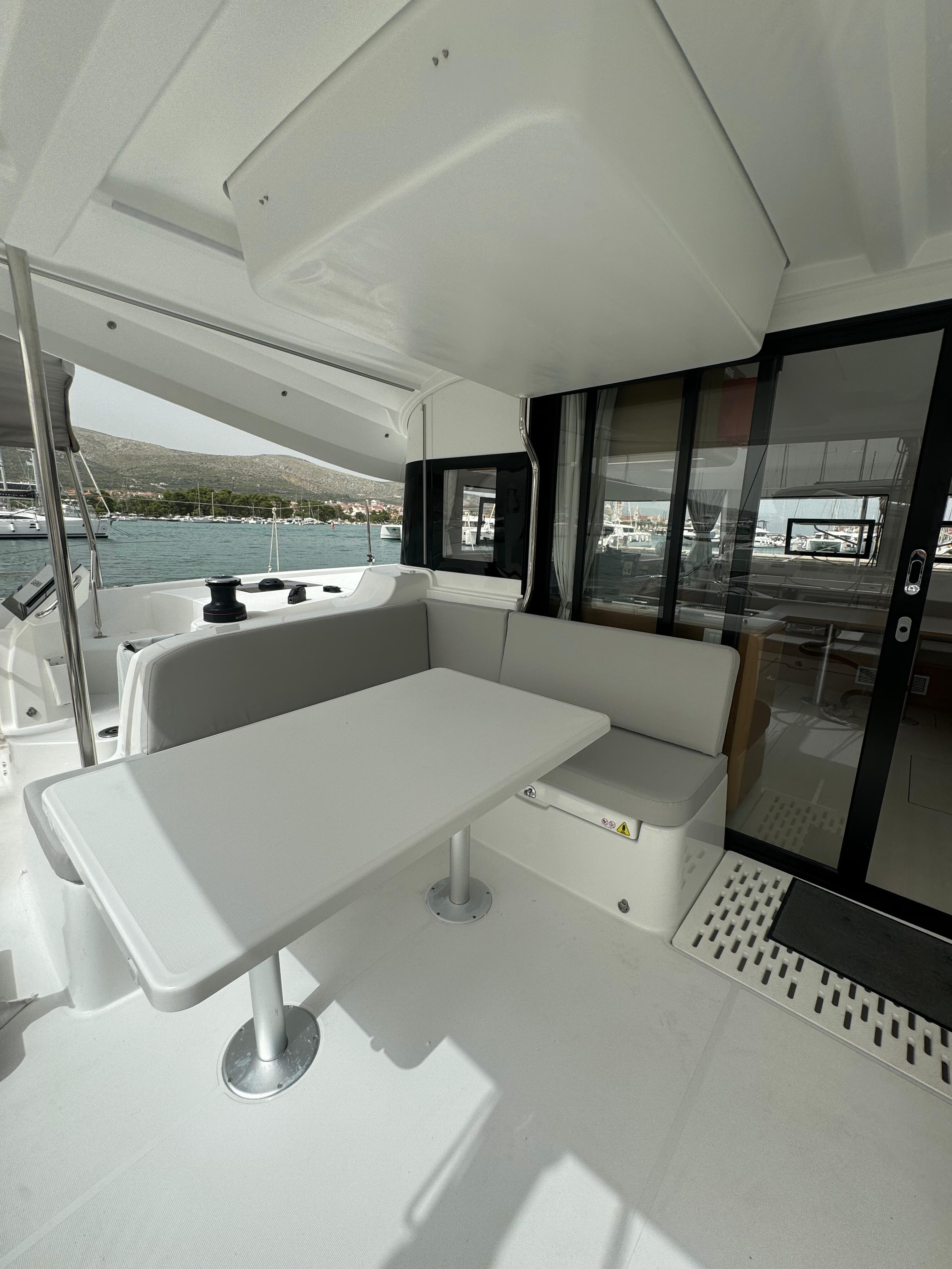 Catamaran 