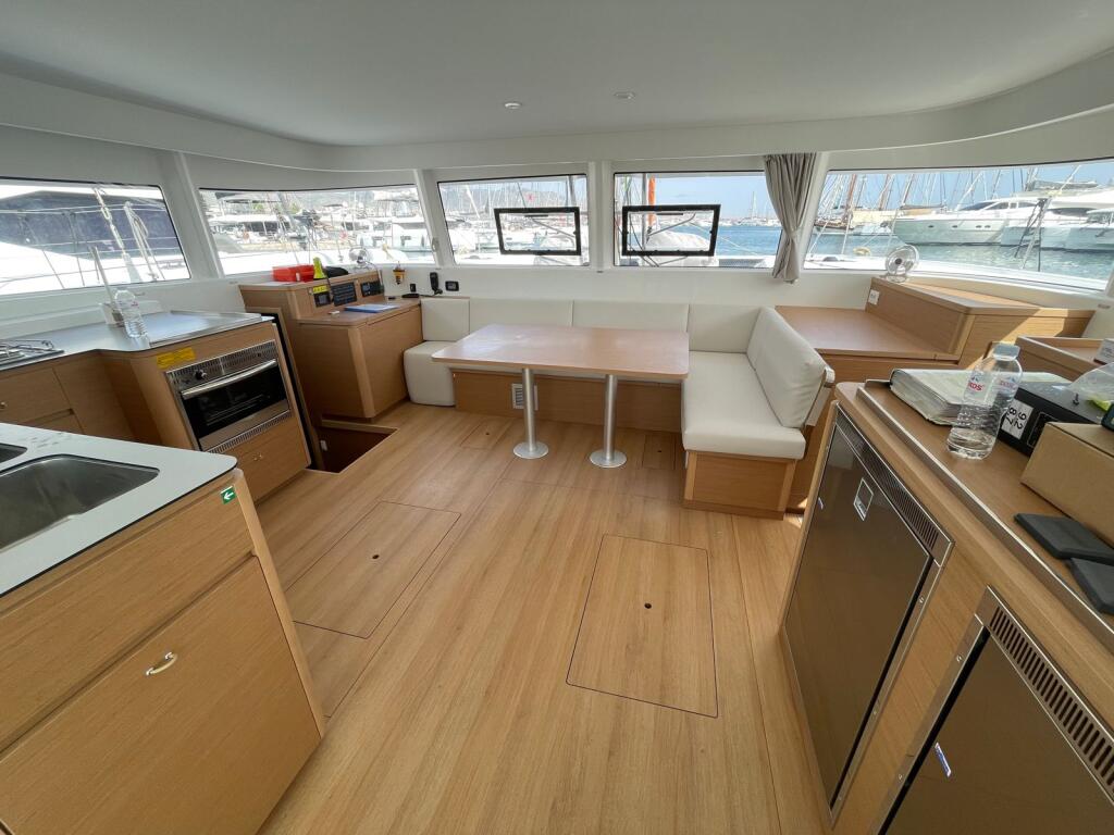Catamaran 
