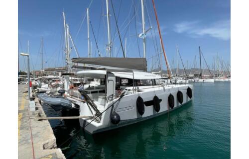 Catamaran 