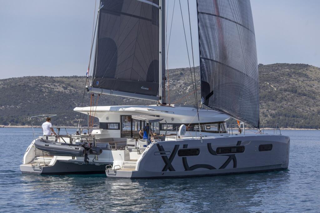 Catamaran 