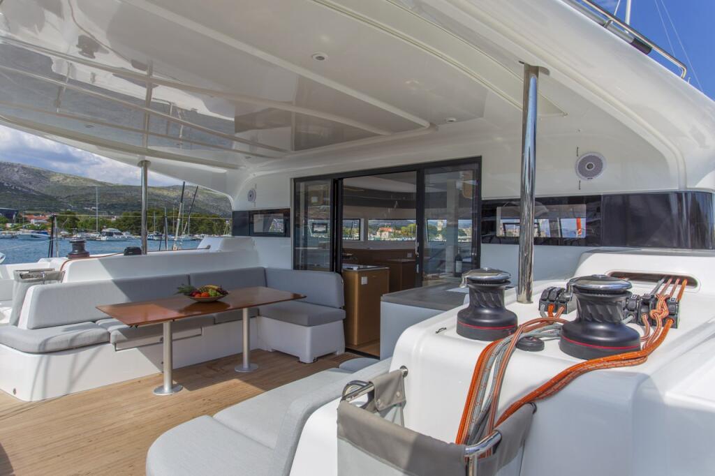 Catamaran 