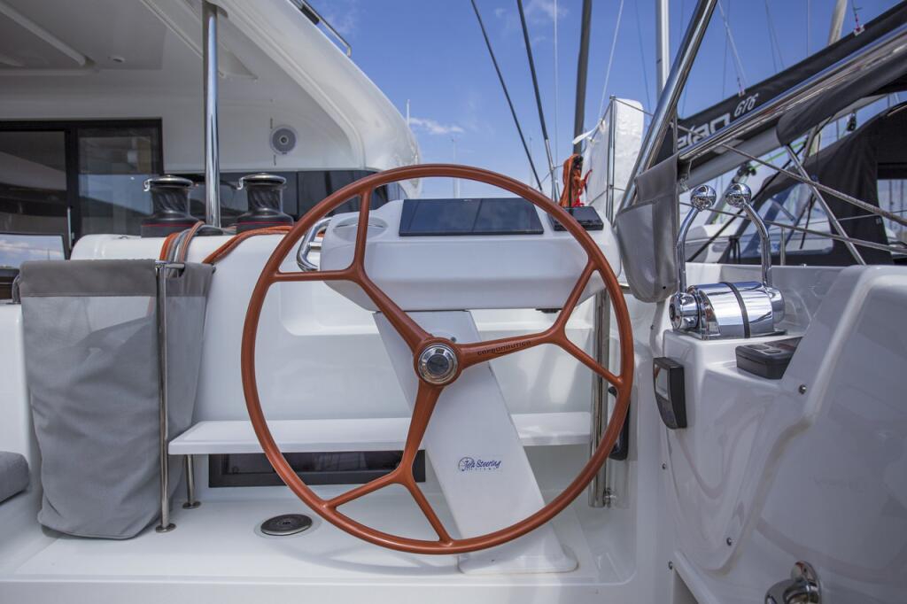 Catamaran 