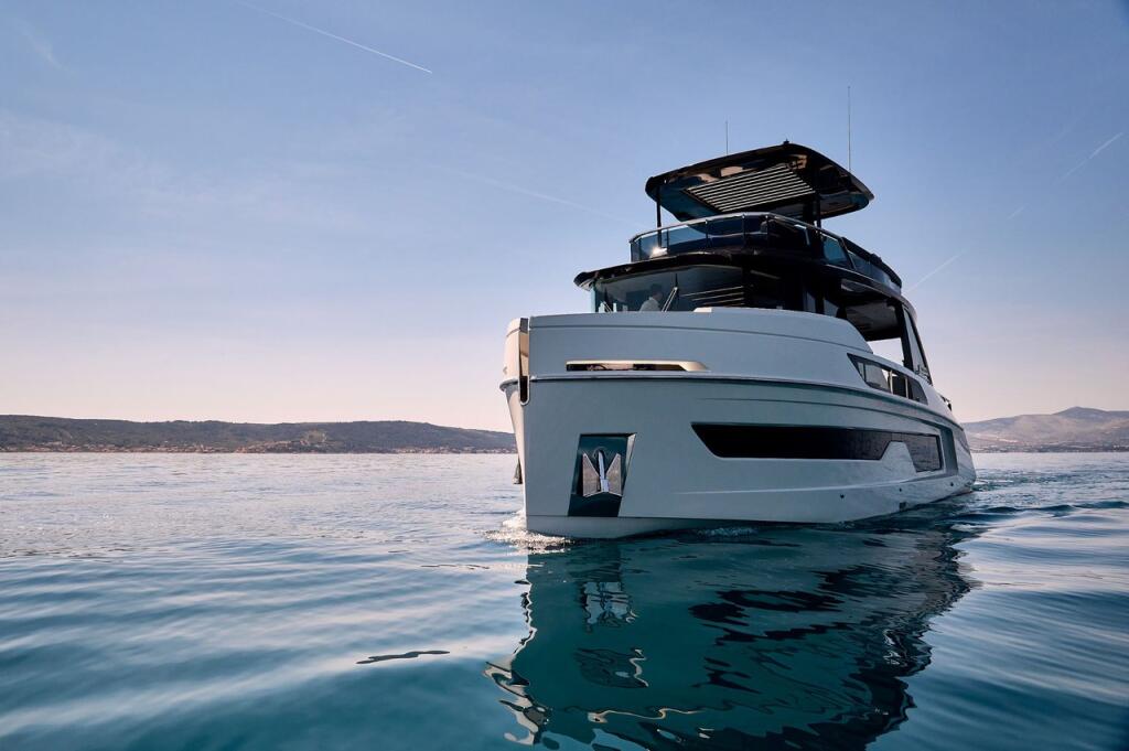 Motoryacht 