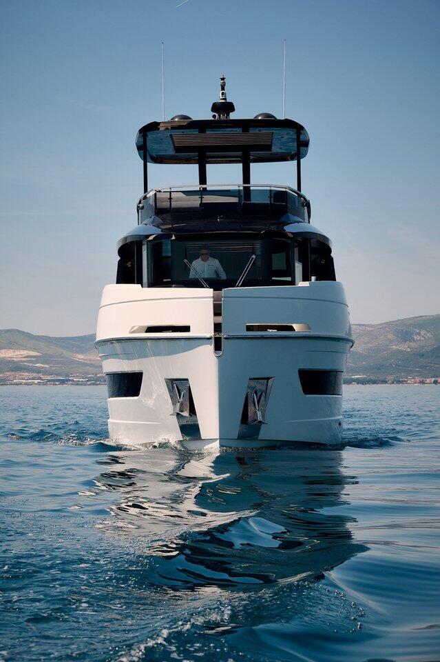 Motoryacht 