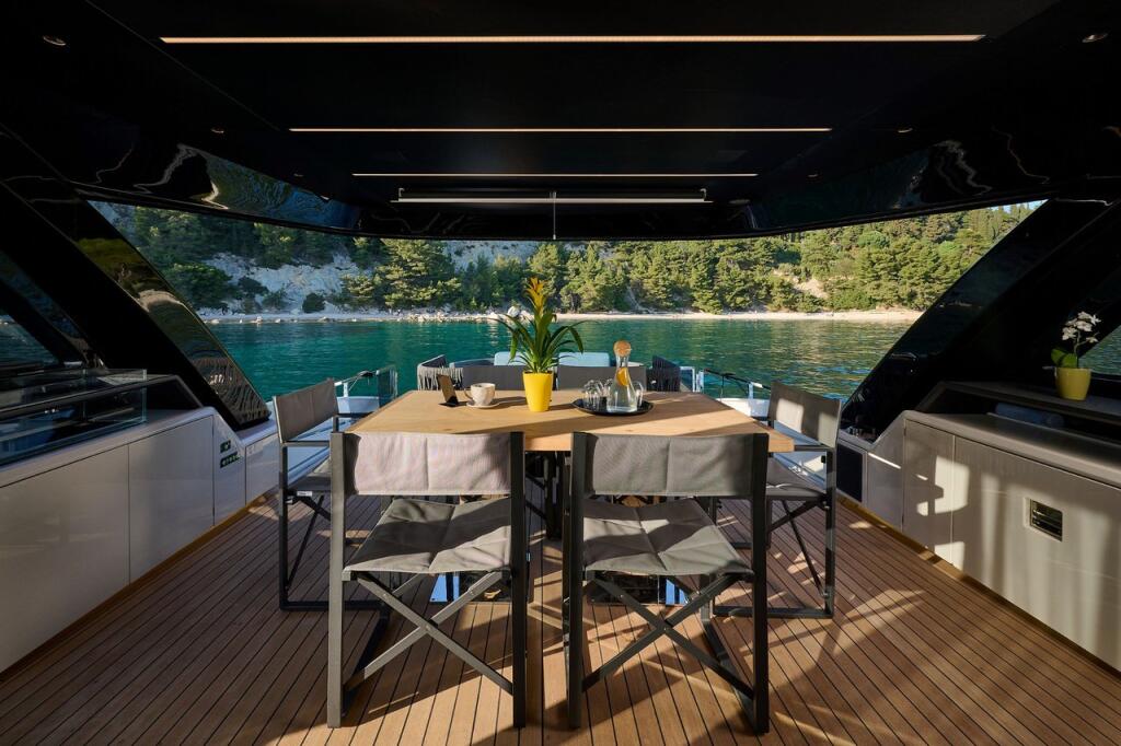 Motoryacht 