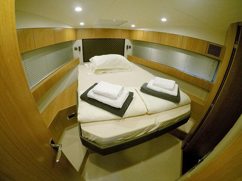 Motoryacht 