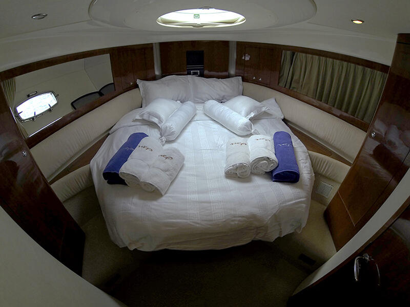 Motoryacht 