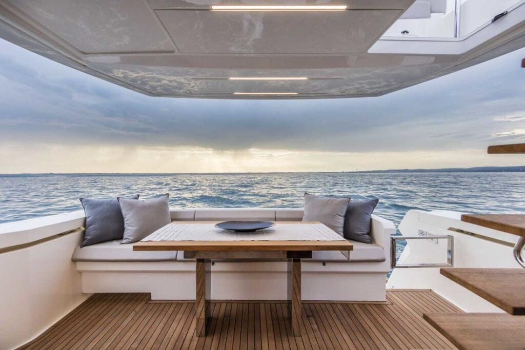 Motoryacht 