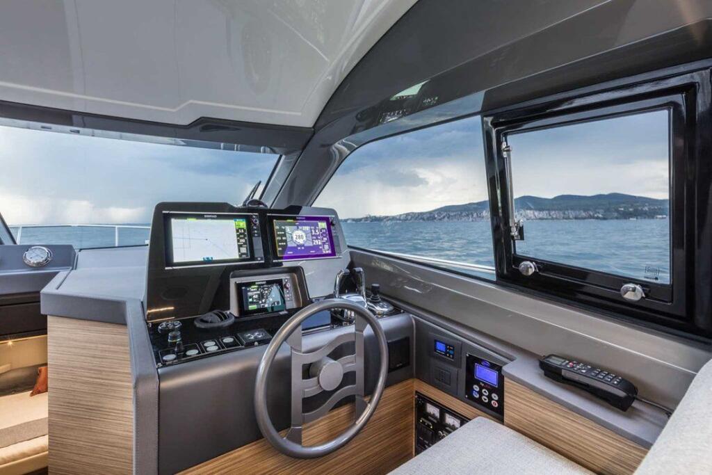 Motoryacht 