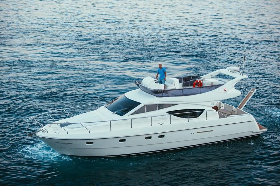 Motoryacht 