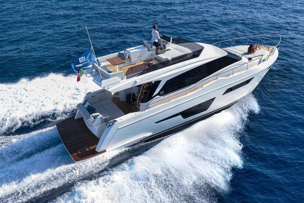 Motoryacht 