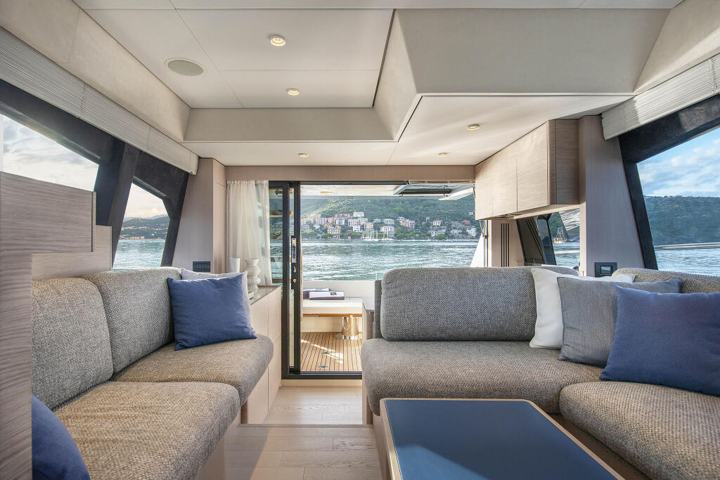 Motoryacht 