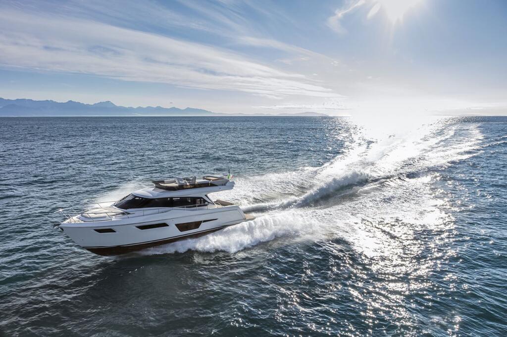 Motoryacht 