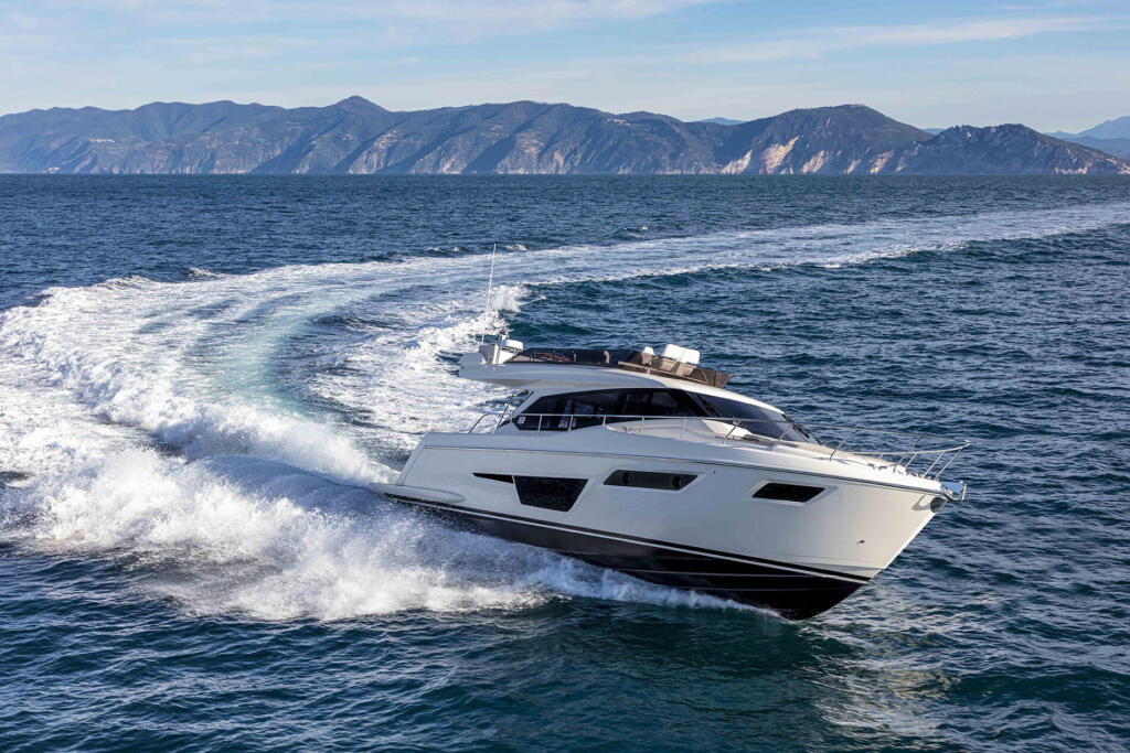 Motoryacht 