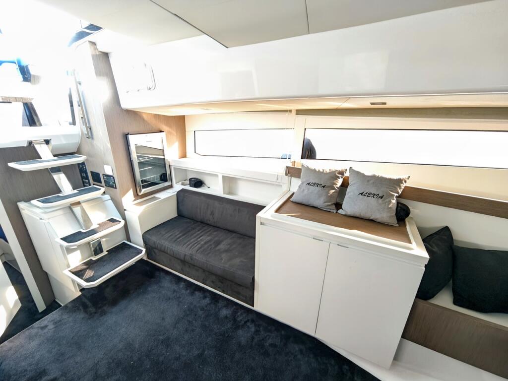 Motoryacht 