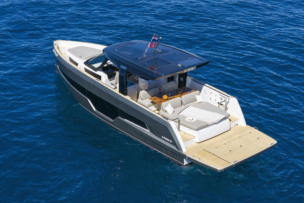 Motoryacht 