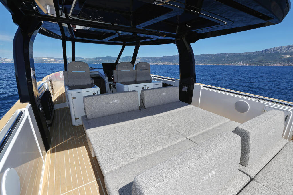 Motoryacht 