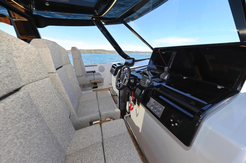 Motoryacht 