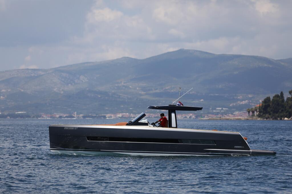Motoryacht 