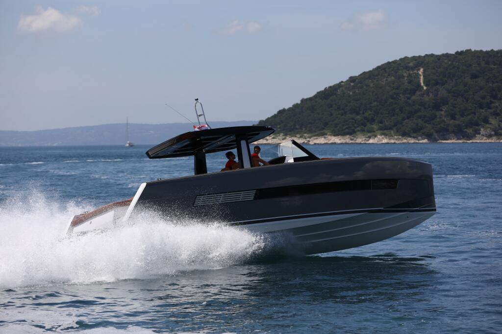 Motoryacht 