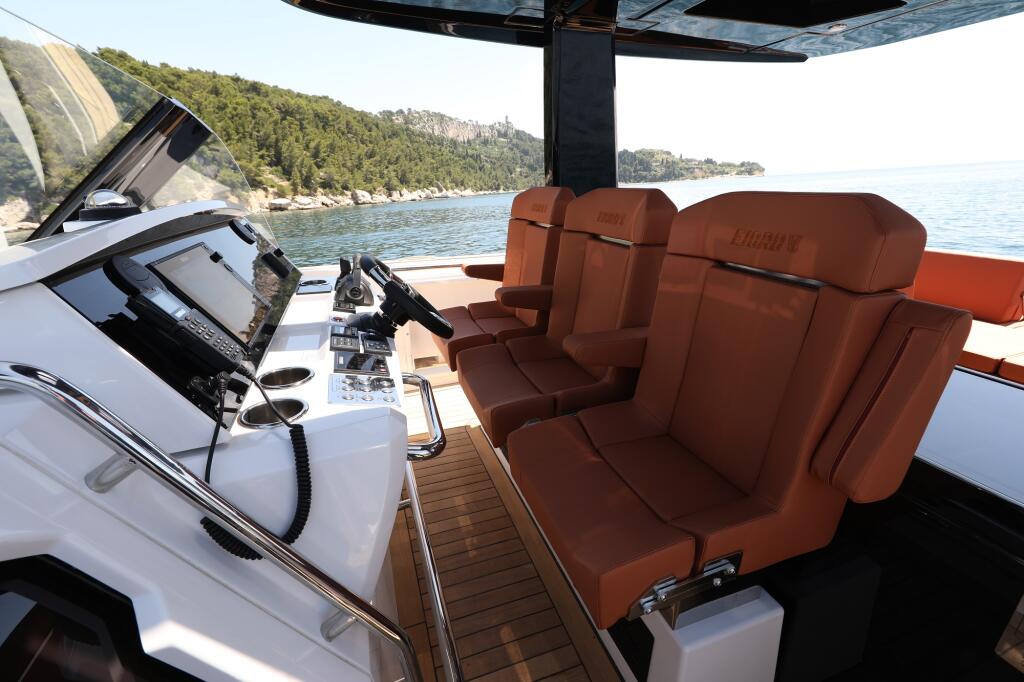 Motoryacht 