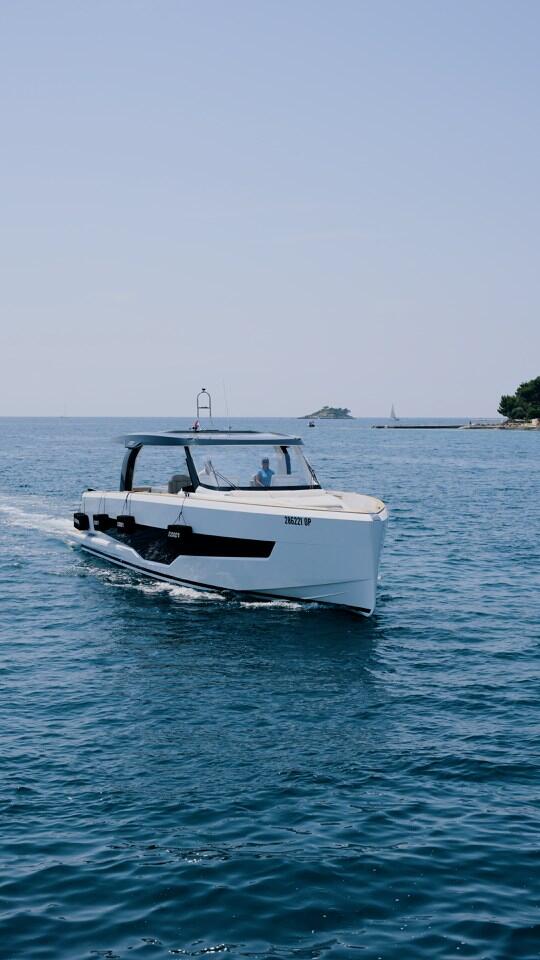 Motoryacht 